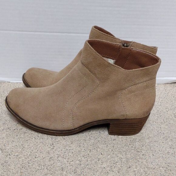 👍 Lucky Suede Booties Size 6.    A2 - Picture 3 of 8